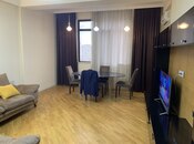 2-комн. новостройка - м. 28 мая - 70 м²