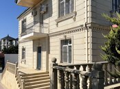 7 otaqlı həyət evi/bağ evi - Badamdar q. - 375 m²