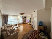 4 otaqlı yeni tikili - İnşaatçılar m. - 133 m²