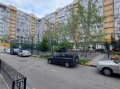 Satılır 3 otaqlı köhnə tikili 67 m², Gənclik m., photo 1 from 8