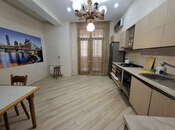 İcarəyə verilir 3 otaqlı yeni tikili 250 m², 28 May m., photo 1 from 8