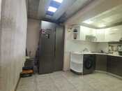 Satılır 3 otaqlı köhnə tikili 70 m², İnşaatçılar m., photo 3 from 8