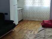 Сдаётся 2-комн. вторичка 40 м², м. Элмляр Академиясы, photo 1 from 4