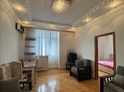 İcarəyə verilir 2 otaqlı yeni tikili 70 m², İnşaatçılar m., photo 3 from 8