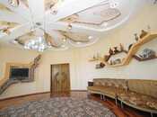 9 otaqlı həyət evi/bağ evi - Badamdar q. - 700 m²