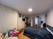 Продаётся 3-комн. вторичка 70 м², м. Иншаатчылар, photo 7 from 8
