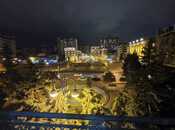 Сдаётся 3-комн. вторичка 90 м², м. Низами, photo 1 from 8