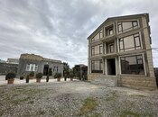 7 otaqlı həyət evi/bağ evi - Binəqədi r. - 390 m²