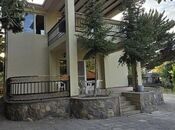 6 otaqlı həyət evi/bağ evi - Novxanı q. - 300 m²