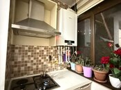 3 otaqlı köhnə tikili - Azadlıq Prospekti m. - 90 m²