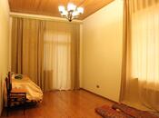 7 otaqlı həyət evi/bağ evi - Novxanı q. - 309 m²