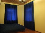 7 otaqlı həyət evi/bağ evi - Novxanı q. - 309 m²