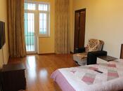 7 otaqlı həyət evi/bağ evi - Novxanı q. - 309 m²