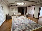 3-комн. новостройка - м. 28 мая - 172 м²