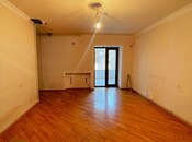 Satılır 3 otaqlı köhnə tikili 110 m², Yasamal r., photo 1 from 8