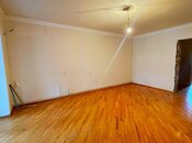 Satılır 3 otaqlı köhnə tikili 110 m², Yasamal r., photo 2 from 8