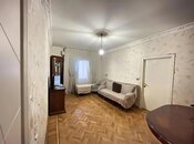 5 otaqlı köhnə tikili - 8-ci mikrorayon q. - 130 m²
