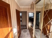 Продаётся 3-комн. вторичка 80 м², м. Иншаатчылар, photo 1 from 8