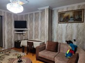 3 otaqlı həyət evi/bağ evi - İnşaatçılar m. - 90 m²