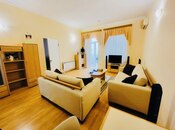 Satılır 2 otaqlı köhnə tikili 60 m², Sahil m., photo 2 from 8