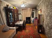 Satılır 3 otaqlı köhnə tikili 55 m², İnşaatçılar m., photo 2 from 8