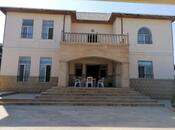 7 otaqlı həyət evi/bağ evi - Mərdəkan q. - 320 m²