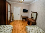 4 otaqlı köhnə tikili - Yeni Günəşli q. - 110 m²