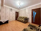 Продаётся 2-комн. вторичка 50 м², м. Кара Караев, photo 2 from 8