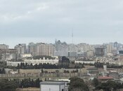 3 otaqlı köhnə tikili - 8-ci mikrorayon q. - 85 m²