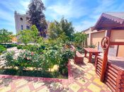 6 otaqlı həyət evi/bağ evi - Türkan q. - 500 m²