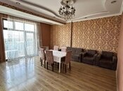 Сдаётся 3-комн. новостройка 140 м², м. Ази Асланов, photo 1 from 8