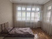 3 otaqlı köhnə tikili - 28 May m. - 90 m²