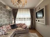Продаётся 2-комн. вторичка 65 м², м. Ази Асланов, photo 1 from 8
