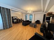 3-комн. новостройка - м. Иншаатчылар - 168 м²