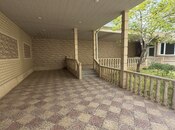8 otaqlı həyət evi/bağ evi - Bakıxanov q. - 320 m²