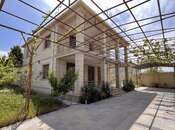 6 otaqlı həyət evi/bağ evi - Novxanı q. - 260 m²