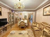3-комн. новостройка - пос. 8-й мкр - 150 м²
