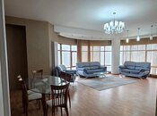 4-комн. новостройка - м. 28 мая - 200 м²