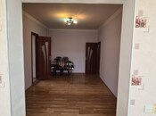 Сдаётся 3-комн. вторичка 70 м², Бинагадинский р., photo 2 from 8