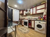 Satılır 3 otaqlı köhnə tikili 70 m², Nəsimi r., photo 3 from 8