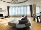 3-комн. новостройка - м. 28 мая - 190 м²