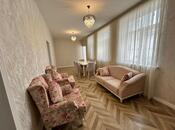 3 otaqlı həyət evi/bağ evi - Gənclik m. - 90 m²
