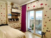 3-комн. новостройка - м. 28 мая - 70 м²
