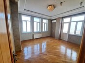 3-комн. новостройка - м. Элмляр Академиясы - 135 м²