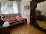4 otaqlı köhnə tikili - 8 Noyabr m. - 70 m²