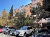 3 otaqlı köhnə tikili - Elmlər Akademiyası m. - 70 m²