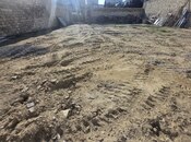 Участок - м. Элмляр Академиясы - 6.5 сот