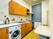 3-комн. вторичка - м. Сахил - 81 м²