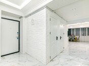 3-комн. вторичка - м. 28 мая - 82 м²