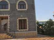 5 otaqlı həyət evi/bağ evi - Gəncə - 220 m²